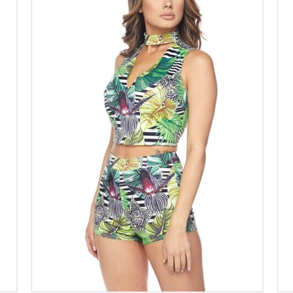 🆕 Tropical Printed Two Piece Set